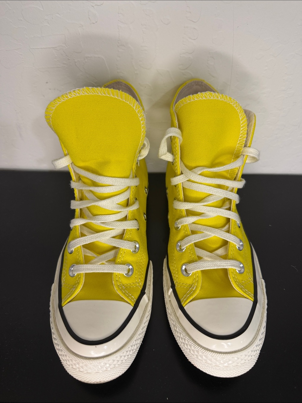 Converse Adult Yellow High Top Canvas Sneakers Men’s Sz 5 Women’s Sz 7